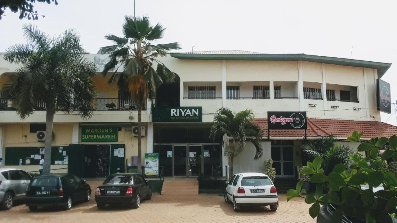 Riyan Apartment Kololi Zewnętrze zdjęcie